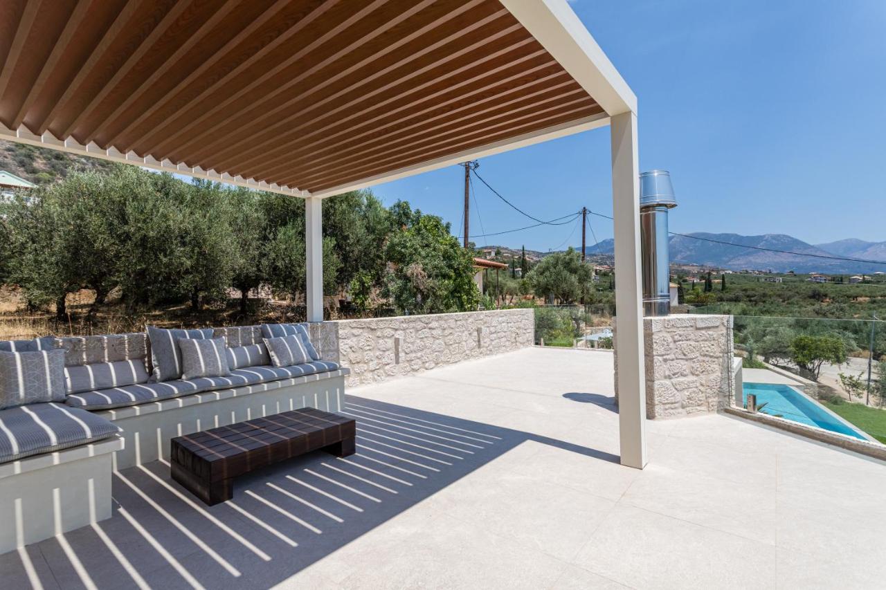 Manitennisvillas Stoúpa エクステリア 写真