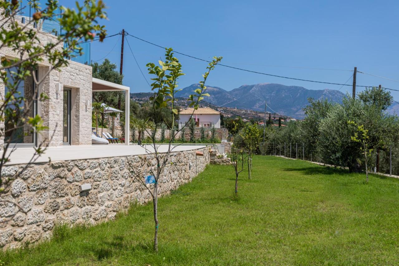 Manitennisvillas Stoúpa エクステリア 写真