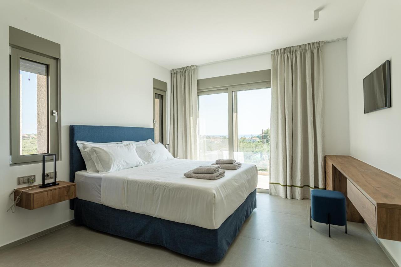 Manitennisvillas Stoúpa エクステリア 写真