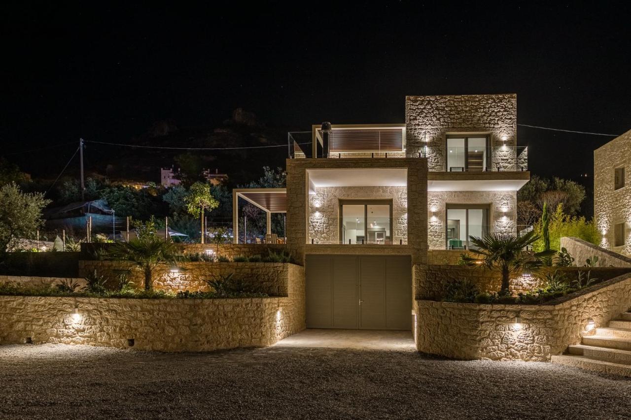 Manitennisvillas Stoúpa エクステリア 写真